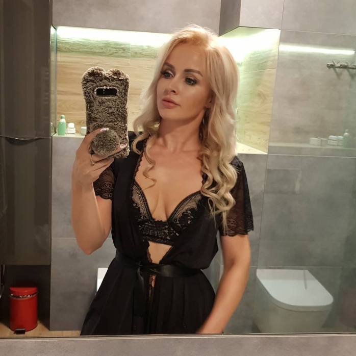 https://www.instagram.com/corka_macgyvera/